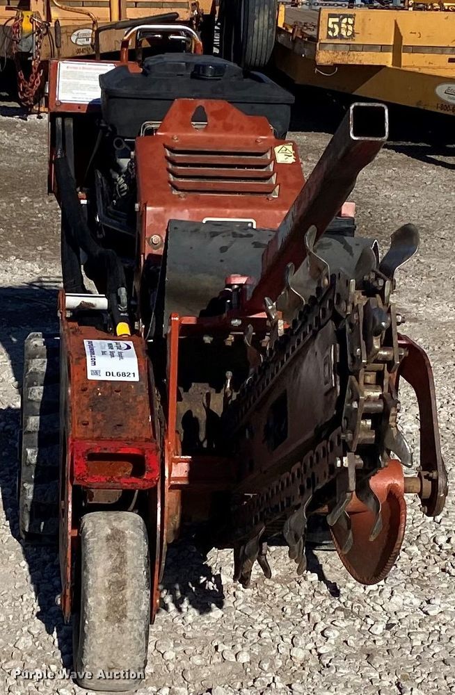 image for item DL6821 2009 Ditch Witch RT12  trencher