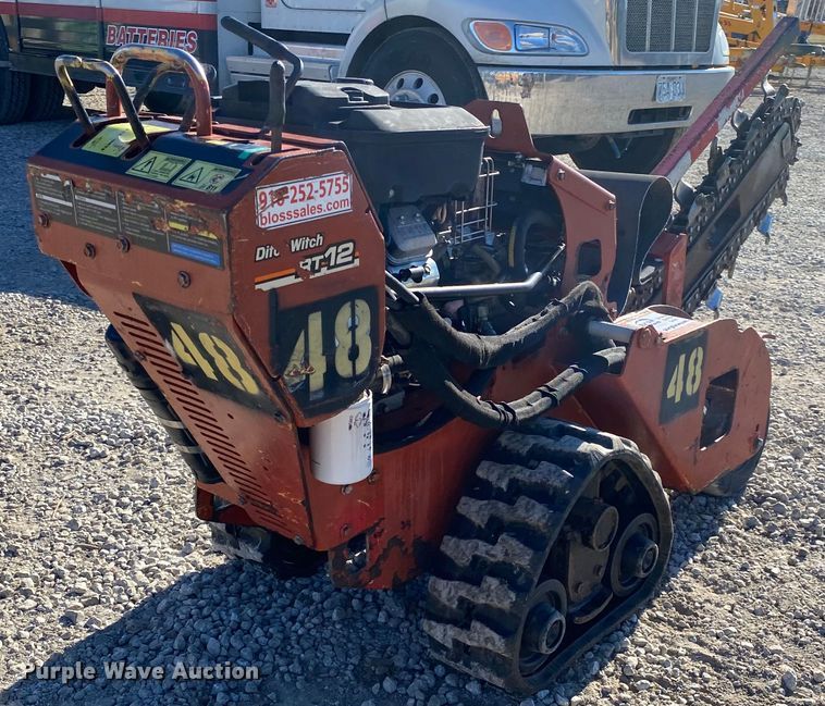 image for item DL6821 2009 Ditch Witch RT12  trencher