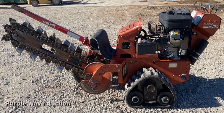 image for item DL6821 2009 Ditch Witch RT12  trencher