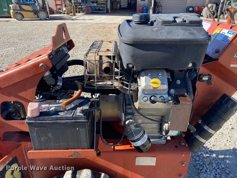 image for item DL6821 2009 Ditch Witch RT12  trencher