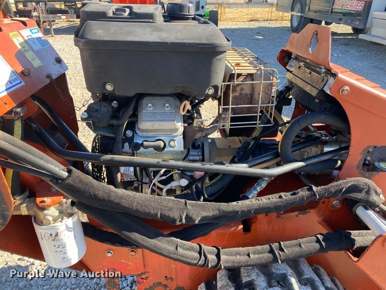 image for item DL6821 2009 Ditch Witch RT12  trencher