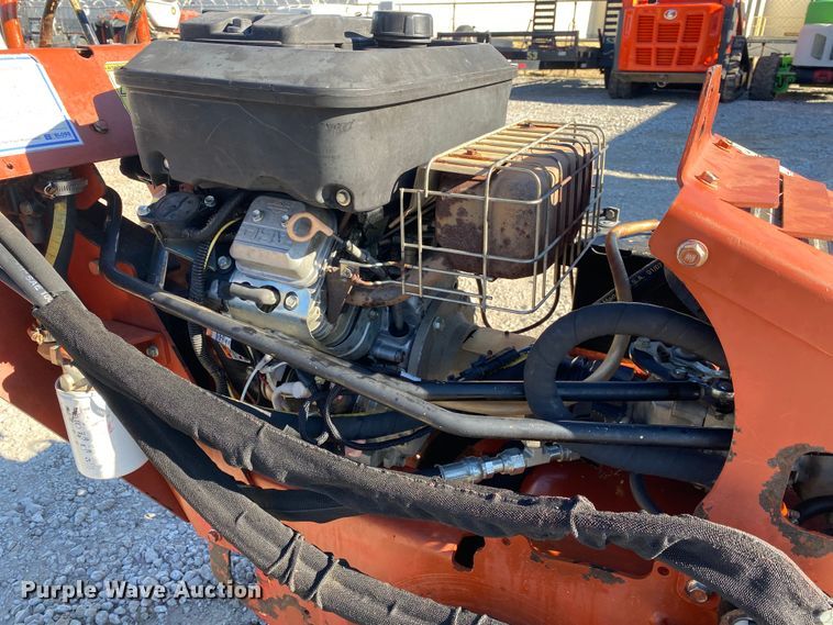 image for item DL6821 2009 Ditch Witch RT12  trencher
