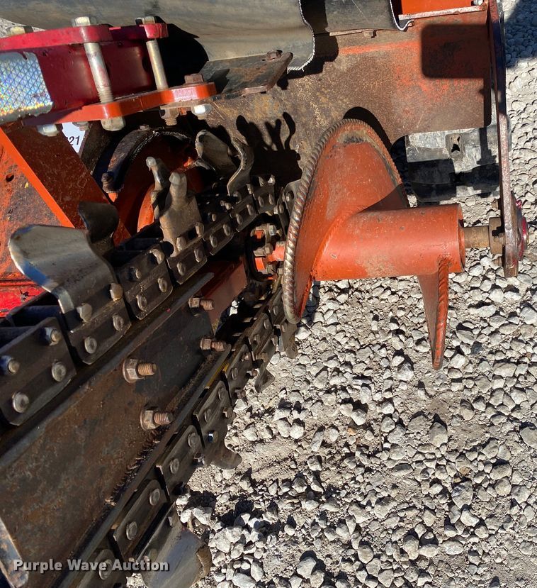 image for item DL6821 2009 Ditch Witch RT12  trencher