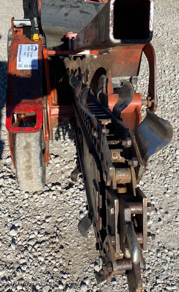 image for item DL6821 2009 Ditch Witch RT12  trencher