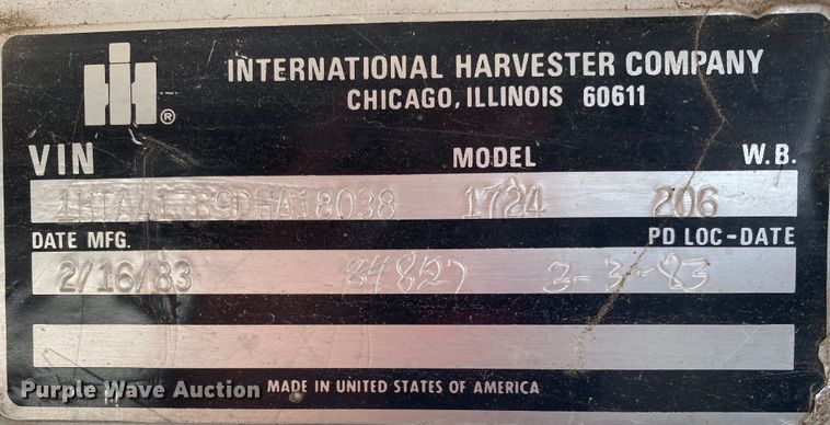 image for item DL6829 1983 International 1724  shingle conveyor truck