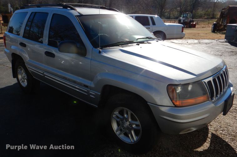 image for item DL6835 2002 Jeep Grand Cherokee  SUV