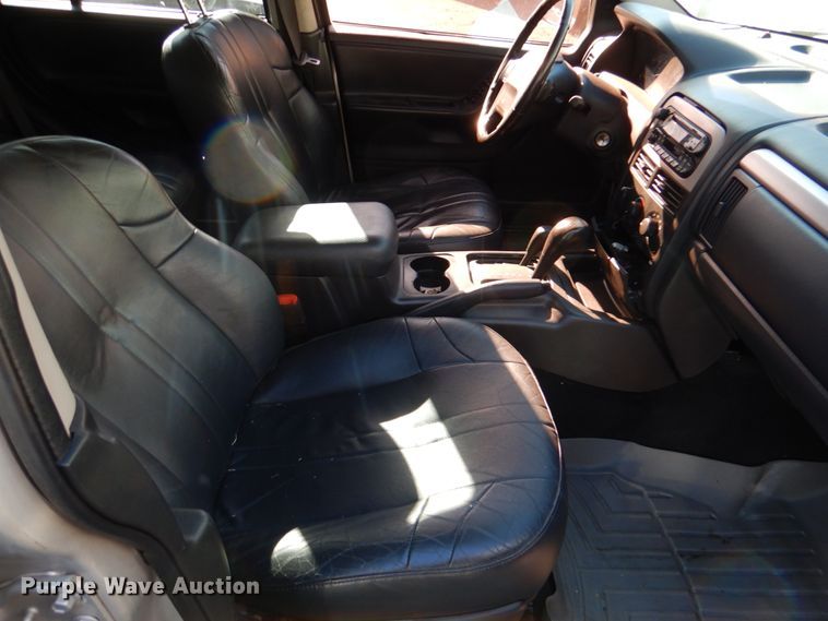 image for item DL6835 2002 Jeep Grand Cherokee  SUV