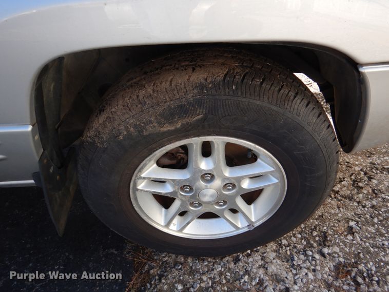 image for item DL6835 2002 Jeep Grand Cherokee  SUV