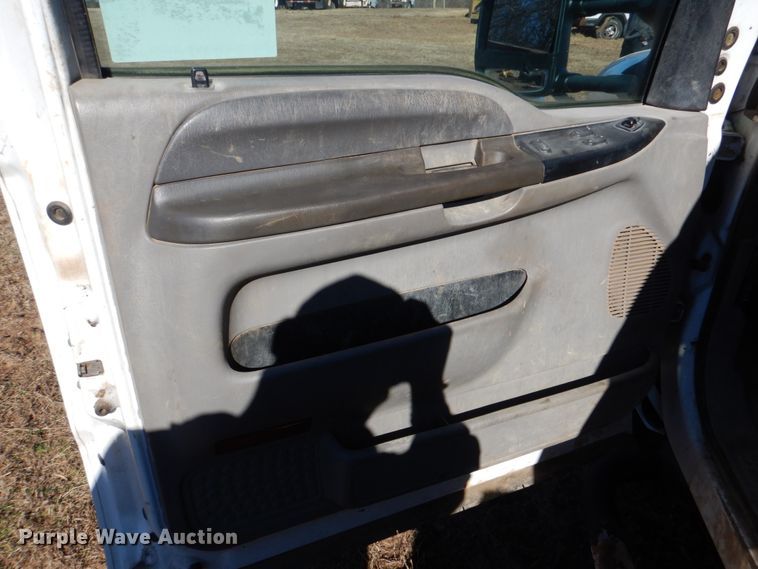 image for item DL6839 2000 Ford F550 Super Duty  flatbed truck