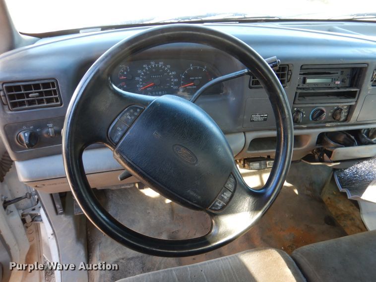 image for item DL6839 2000 Ford F550 Super Duty  flatbed truck