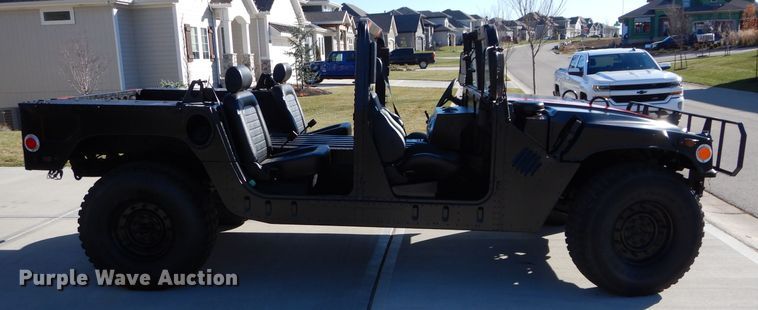 image for item DM0738 1994 Am General Humvee  SUV