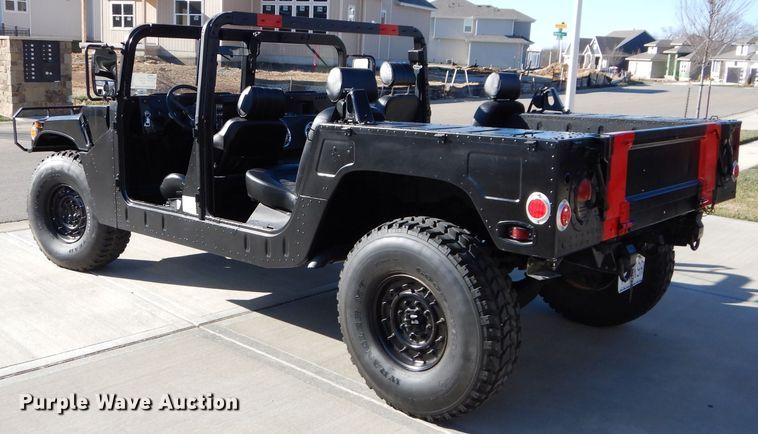 image for item DM0738 1994 Am General Humvee  SUV