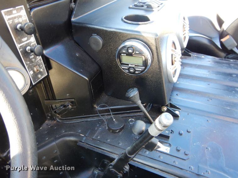 image for item DM0738 1994 Am General Humvee  SUV