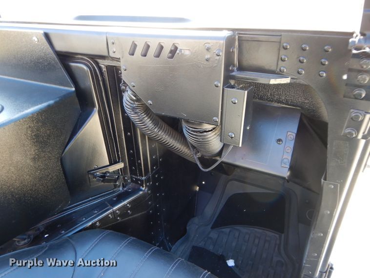 image for item DM0738 1994 Am General Humvee  SUV