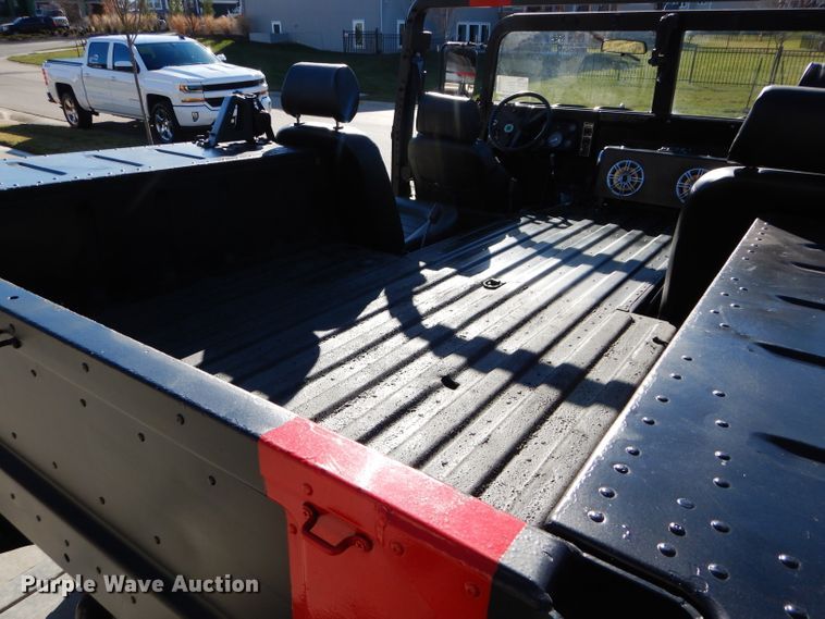 image for item DM0738 1994 Am General Humvee  SUV