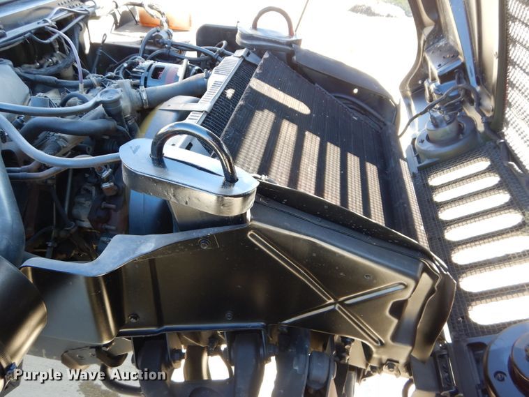 image for item DM0738 1994 Am General Humvee  SUV