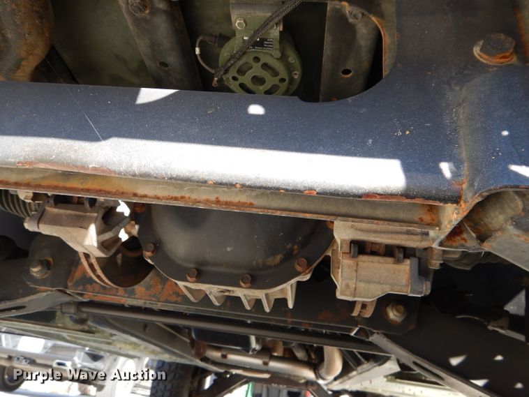 image for item DM0738 1994 Am General Humvee  SUV