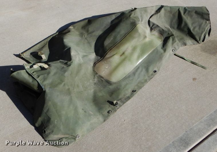 image for item DM0738 1994 Am General Humvee  SUV