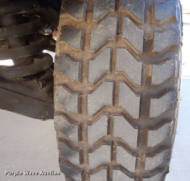 image for item DM0738 1994 Am General Humvee  SUV