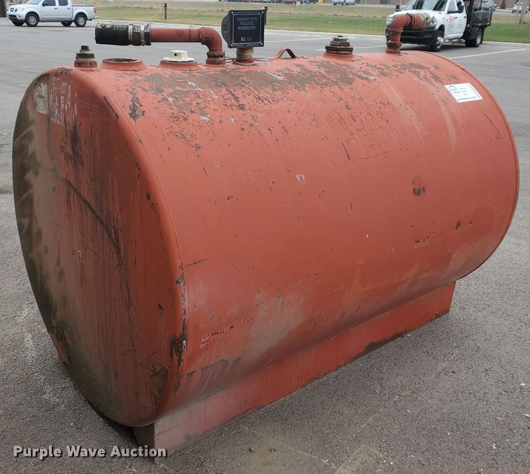 image for item DM4460 Oil tank