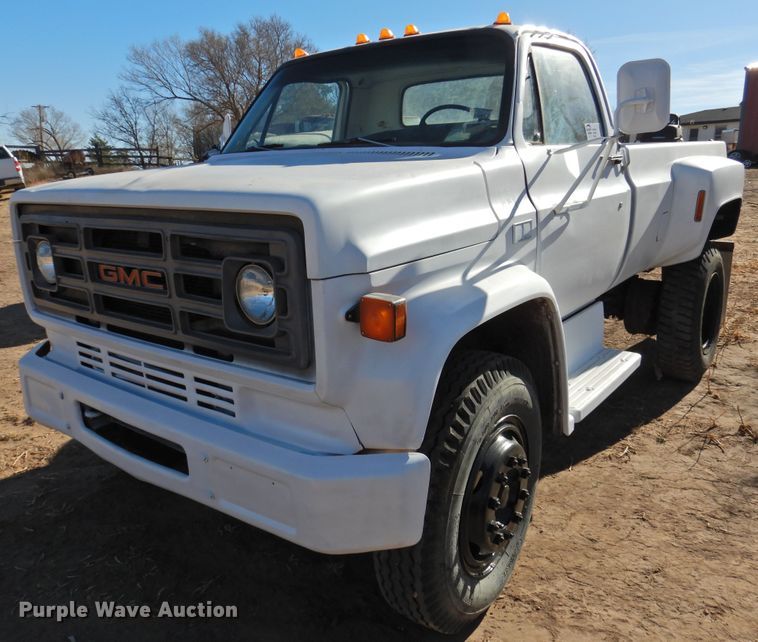 image for item DN0094 1981 GMC C60  truck