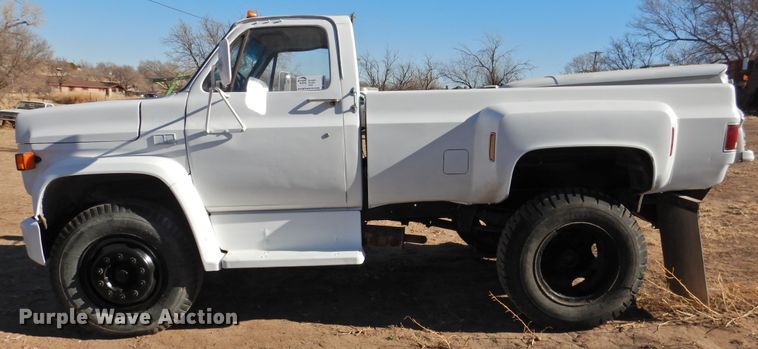 image for item DN0094 1981 GMC C60  truck