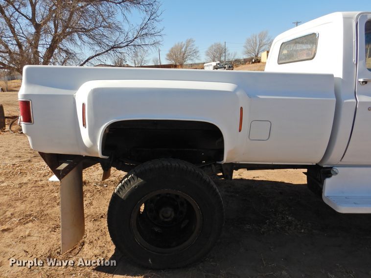 image for item DN0094 1981 GMC C60  truck