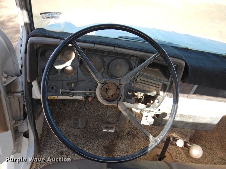 image for item DN0094 1981 GMC C60  truck