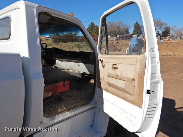 image for item DN0094 1981 GMC C60  truck