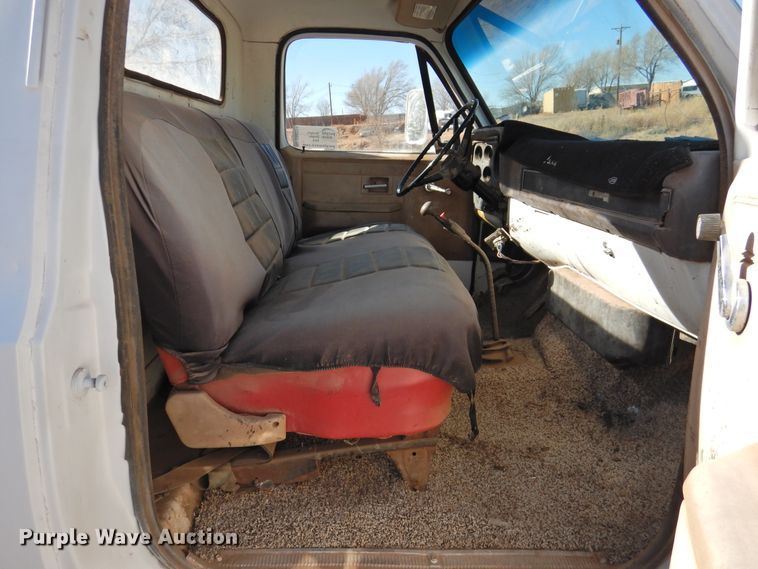image for item DN0094 1981 GMC C60  truck