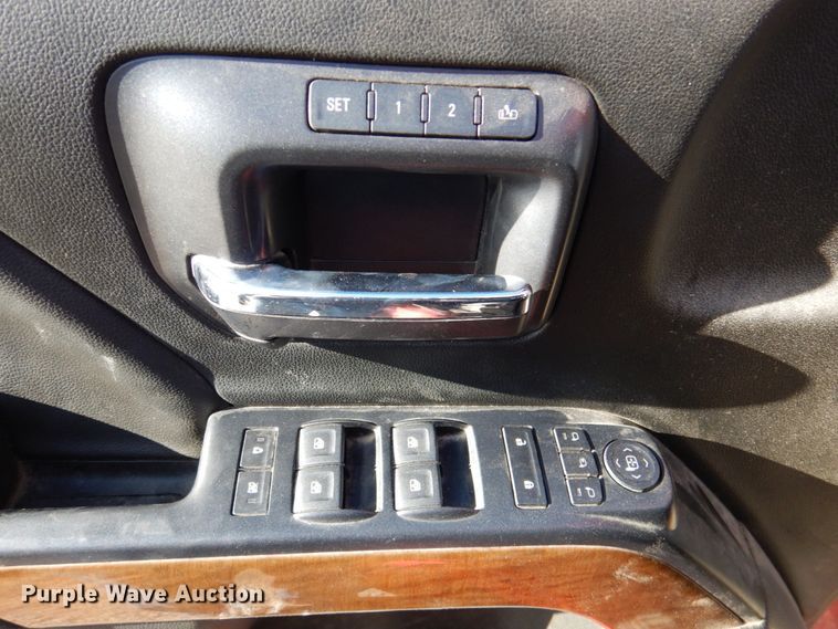 image for item DN2556 2018 Chevrolet Silverado 1500  Crew Cab pickup truck