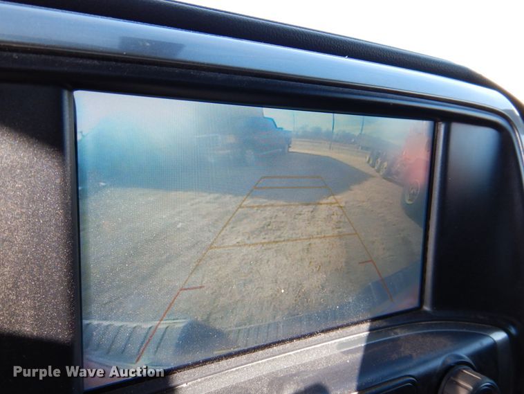 image for item DN2556 2018 Chevrolet Silverado 1500  Crew Cab pickup truck