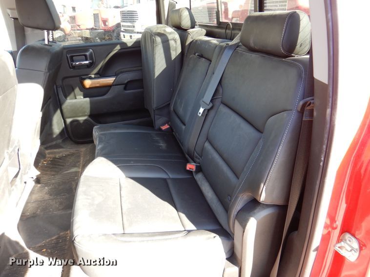 image for item DN2556 2018 Chevrolet Silverado 1500  Crew Cab pickup truck