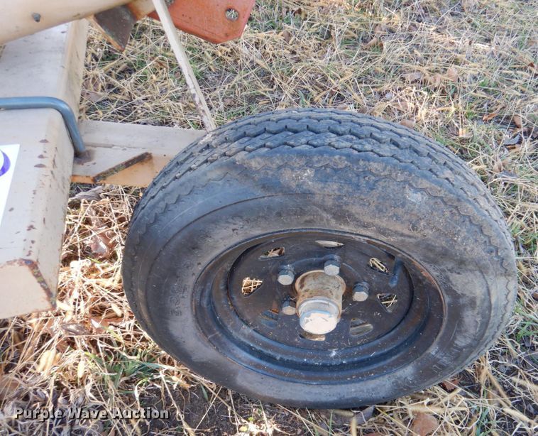 image for item DN2624 Tonutti  hay rake