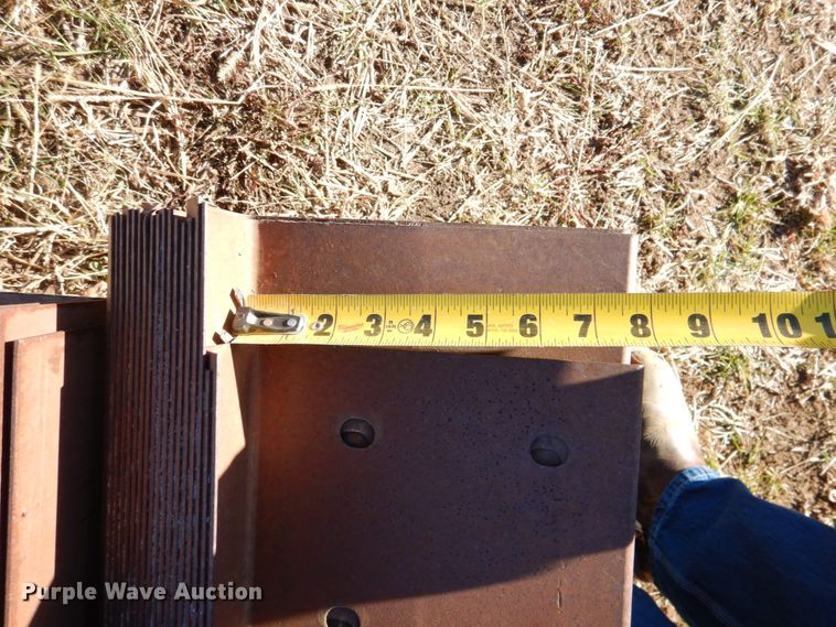 image for item DN2633 30' x 40' x 10' steel building frame