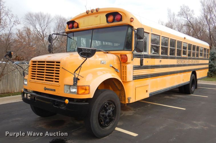 image for item DN2644 1996 International 3800  school bus