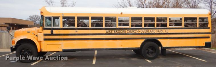 image for item DN2644 1996 International 3800  school bus