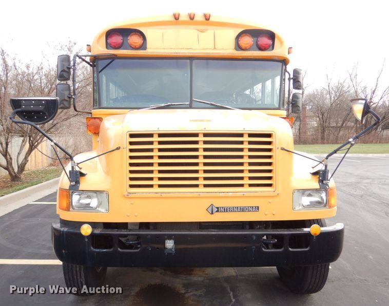 image for item DN2644 1996 International 3800  school bus