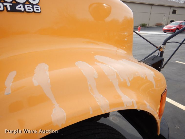 image for item DN2644 1996 International 3800  school bus