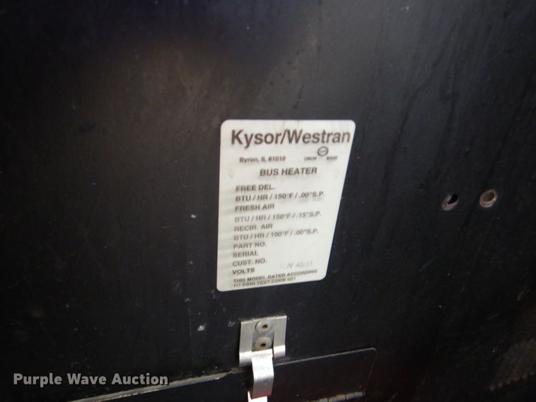 image for item DN2644 1996 International 3800  school bus