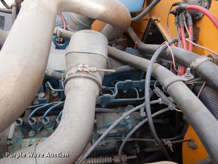 image for item DN2644 1996 International 3800  school bus