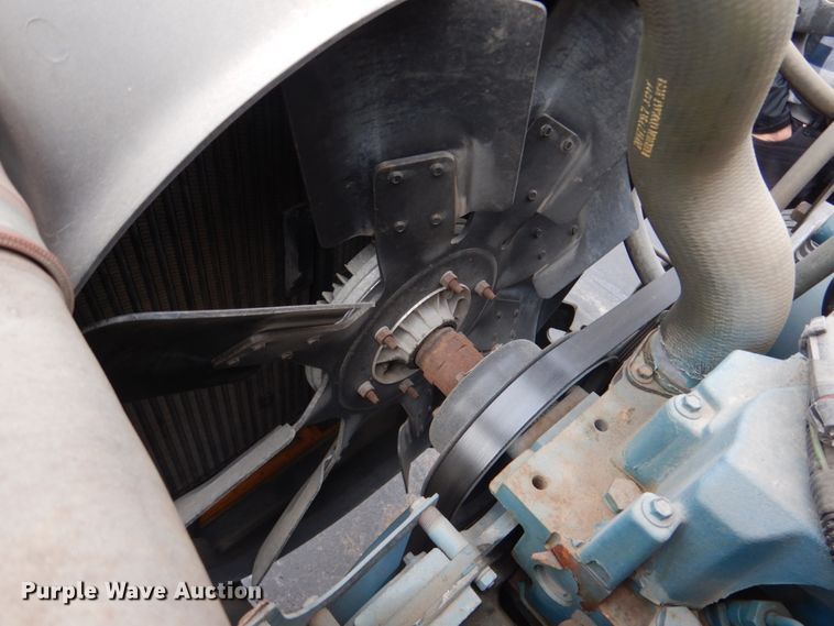 image for item DN2644 1996 International 3800  school bus