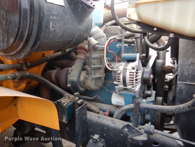 image for item DN2644 1996 International 3800  school bus