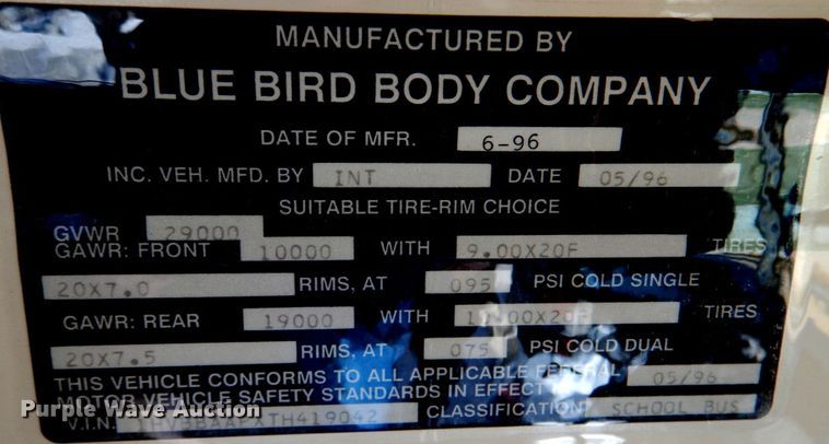 image for item DN2644 1996 International 3800  school bus