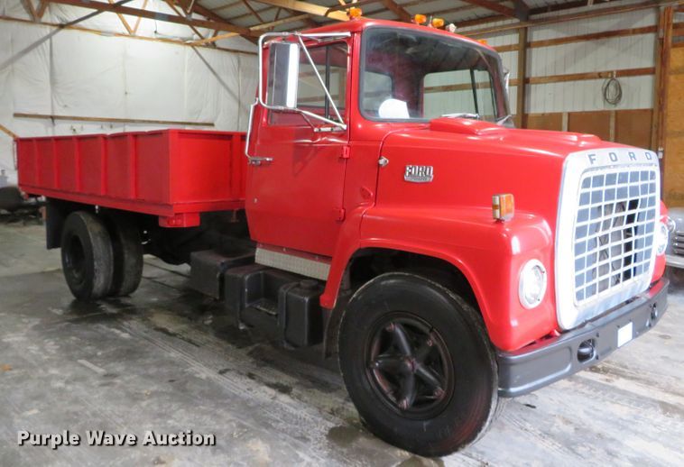 image for item DN7856 1980 Ford 7000  scissor lift truck