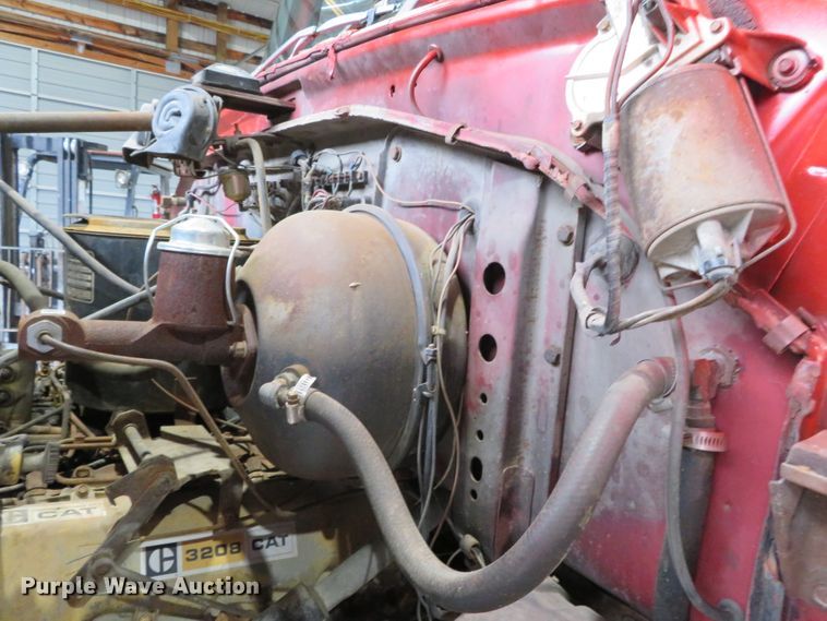 image for item DN7856 1980 Ford 7000  scissor lift truck