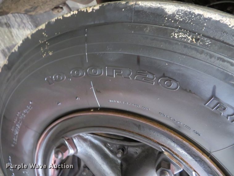 image for item DN7856 1980 Ford 7000  scissor lift truck