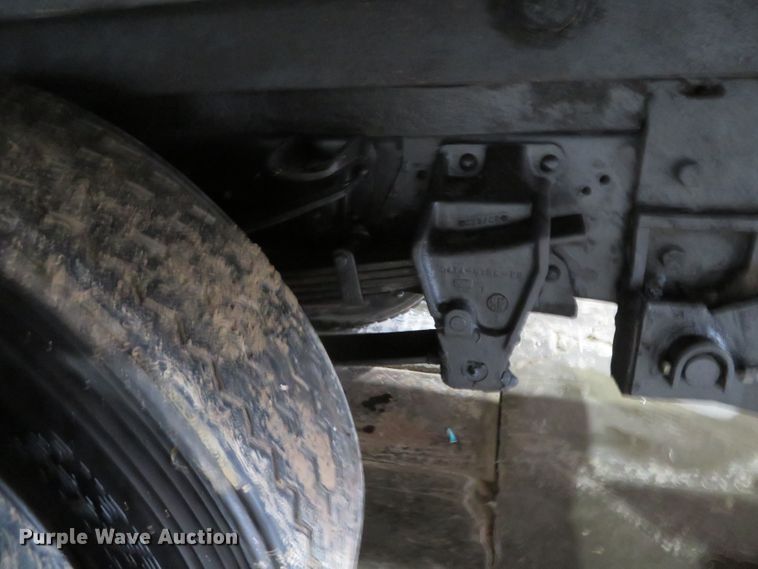 image for item DN7856 1980 Ford 7000  scissor lift truck