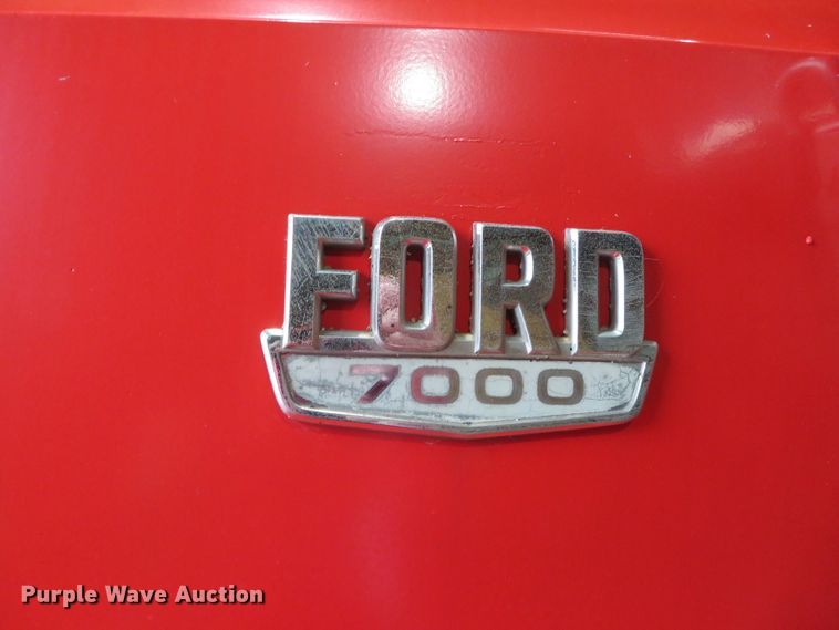 image for item DN7856 1980 Ford 7000  scissor lift truck