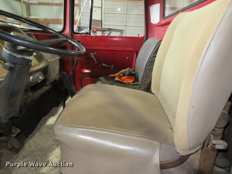 image for item DN7856 1980 Ford 7000  scissor lift truck